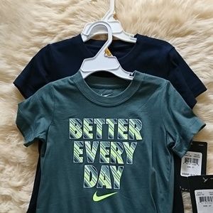 Brand new Nike tee shirt for boys